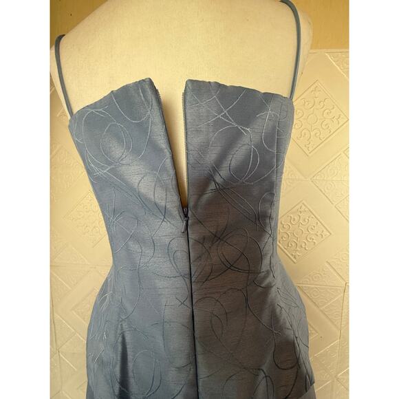 CACHET Formal Dress Size 6 light blue speghetti straps beads on top Lined - Picture 6 of 14